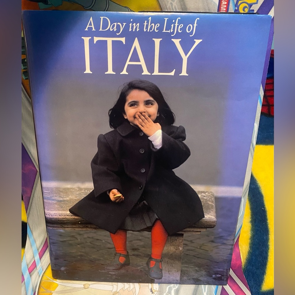 A Day in the Life of ITALY 1990 Vintage Hardback Photo Large Coffee Table Book
